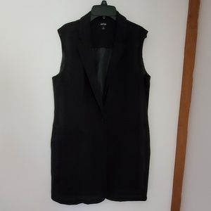 Sleeveless blazer vest